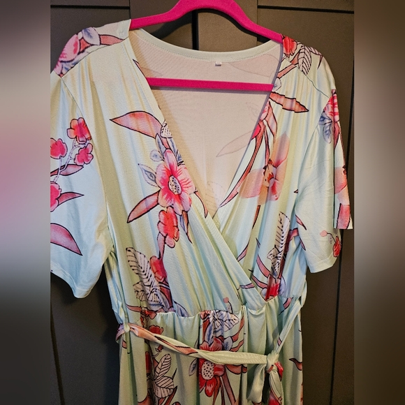🩷5/$25🩷 Floral Print Mint Dress, Plus Size 1X - Picture 8 of 12
